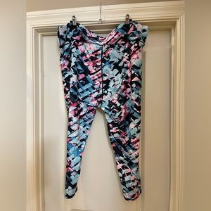 Fabletics print leggings